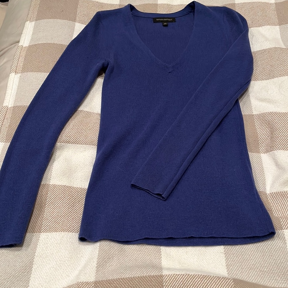 Banana republic V-neck sweater